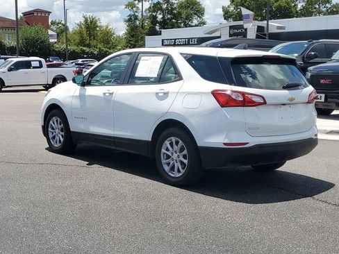 Used 2020 Chevrolet Equinox LS FWD image 3