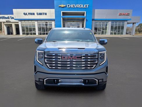 Used 2025 GMC Sierra 1500 Denali w/ Denali Reserve Package image 2