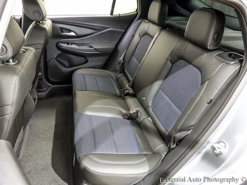 New 2026 Buick Envista Preferred w/ Convenience I Package FWD image 9