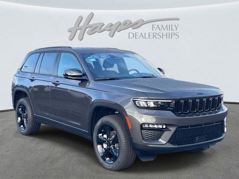 New 2025 Jeep Grand Cherokee Limited image 26