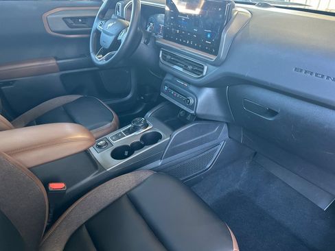 Used 2025 Ford Bronco Sport Outer Banks w/ Outer Banks Tech Package+ AWD/4WD image 15