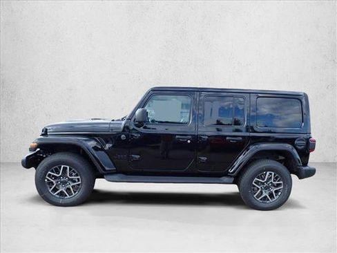 New 2025 Jeep Wrangler Unlimited Sahara AWD/4WD image 2