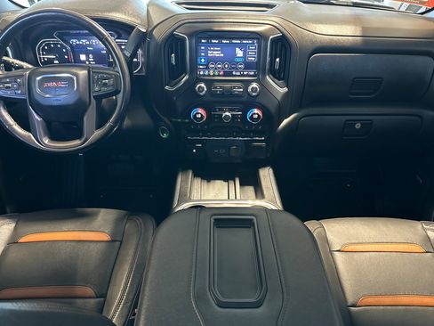 Used 2022 GMC Sierra 1500 AT4 w/ AT4 Premium Package AWD/4WD image 13