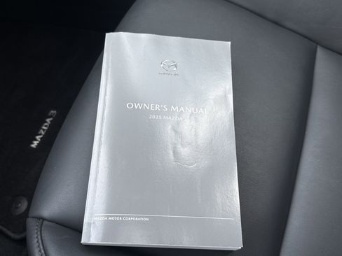 Used 2025 MAZDA MAZDA3 s image 50