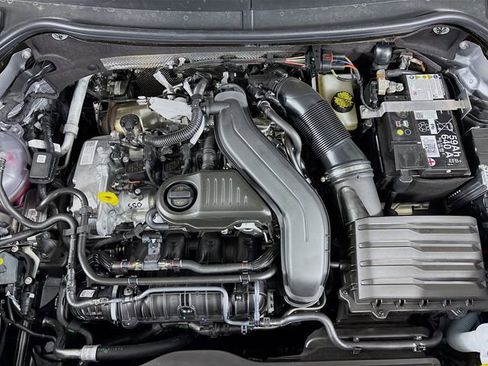 New 2026 Volkswagen Taos SEL AWD/4WD image 33