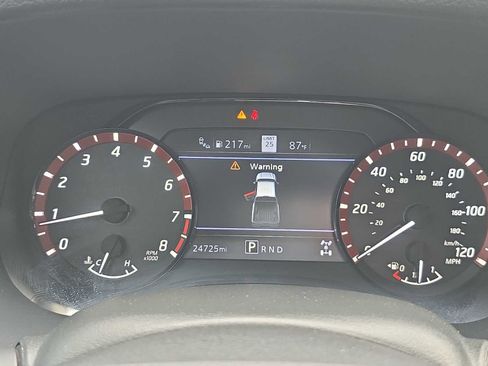 Used 2023 Nissan Frontier PRO-4X w/ Pro Convenience Package image 10