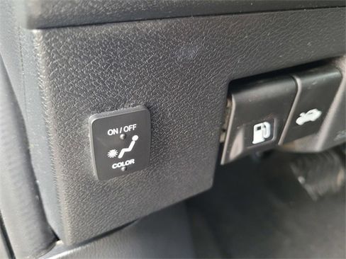 Certified 2023 Nissan Versa SV w/ Electronics Package image 19