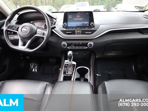 Used 2025 Nissan Altima 2.5 SR FWD image 23
