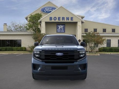 New 2025 Ford Expedition Active RWD image 6
