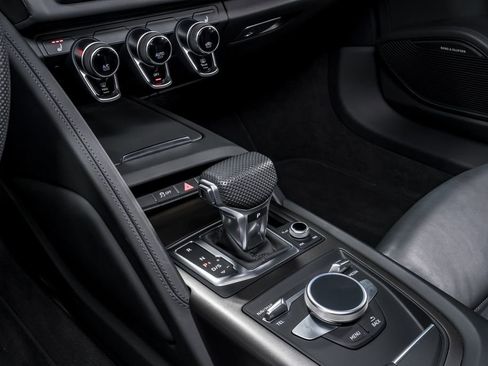 Used 2020 Audi R8 V10 image 22