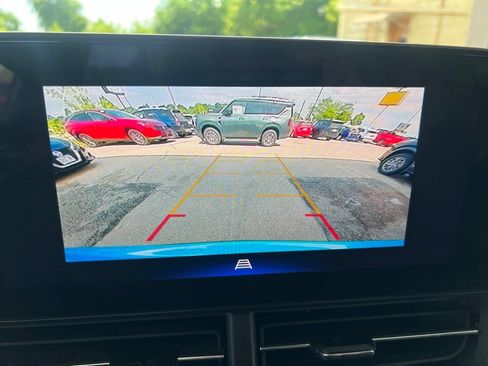 Used 2025 Chevrolet Trax ACTIV w/ Driver Confidence Package FWD image 50
