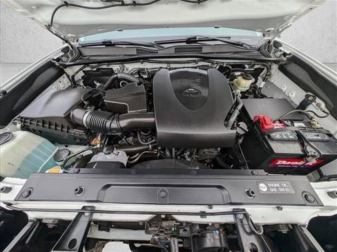 Used 2016 Toyota Tacoma SR5 image 20