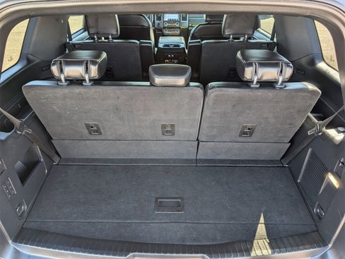 Used 2021 Ford Expedition Limited image 14