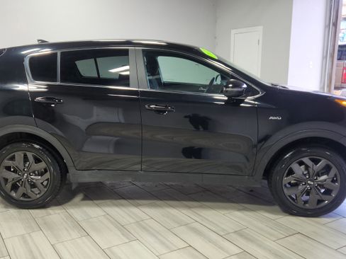 Used 2022 Kia Sportage LX w/ LX AWD Value Edition Package image 6