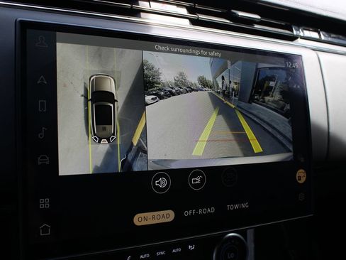Used 2023 Land Rover Range Rover SE AWD/4WD image 18