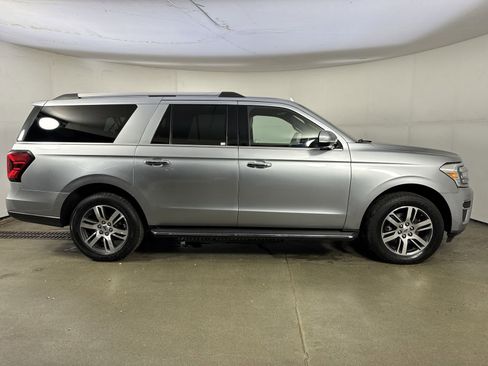 Used 2022 Ford Expedition Max Limited image 36