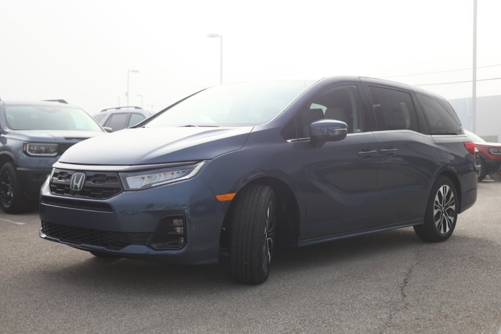 New 2027 Honda Odyssey Elite image 3