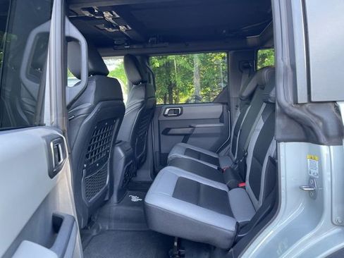 Used 2023 Ford Bronco Big Bend w/ Sasquatch Package AWD/4WD image 7