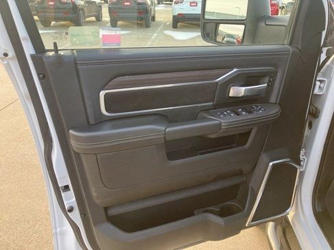 Used 2025 RAM 2500 Laramie image 24