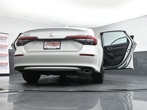 Used 2025 Honda Civic Sport image 43