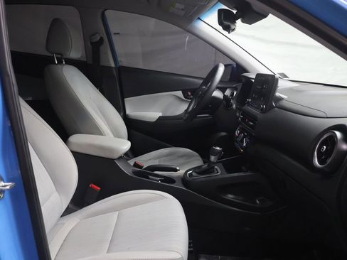 Used 2022 Hyundai Kona SEL image 9