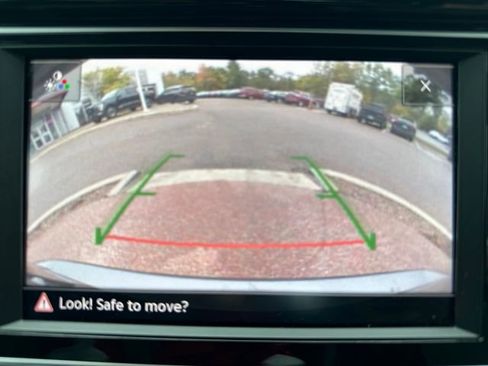 Used 2024 Volkswagen Taos S image 17