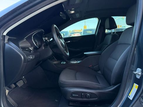 Used 2019 Chevrolet Malibu LT FWD image 39