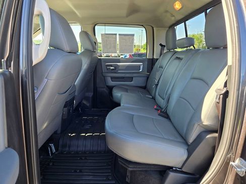 Used 2017 RAM 2500 Big Horn w/ Sport Appearance Group AWD/4WD image 27