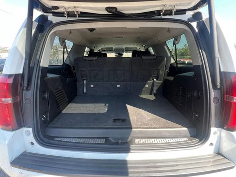 Used 2019 Chevrolet Suburban LT AWD/4WD image 10