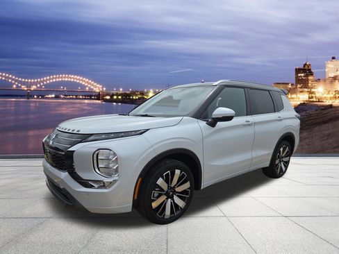 New 2026 Mitsubishi Outlander SEL FWD image 1