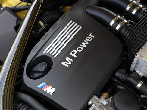 Used 2015 BMW M4 Coupe RWD image 57