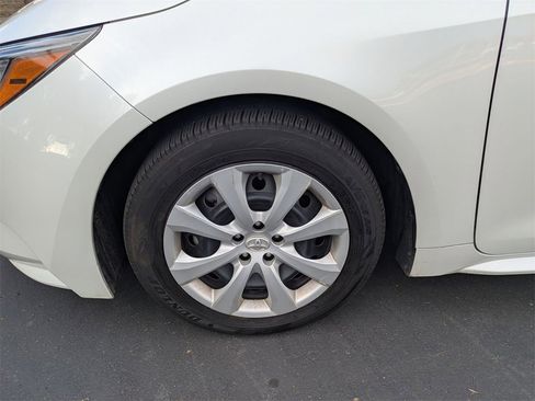 Used 2024 Toyota Corolla LE image 13