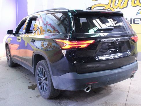 Used 2023 Chevrolet Traverse RS image 6