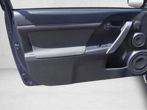 Used 2011 Scion tC FWD image 12
