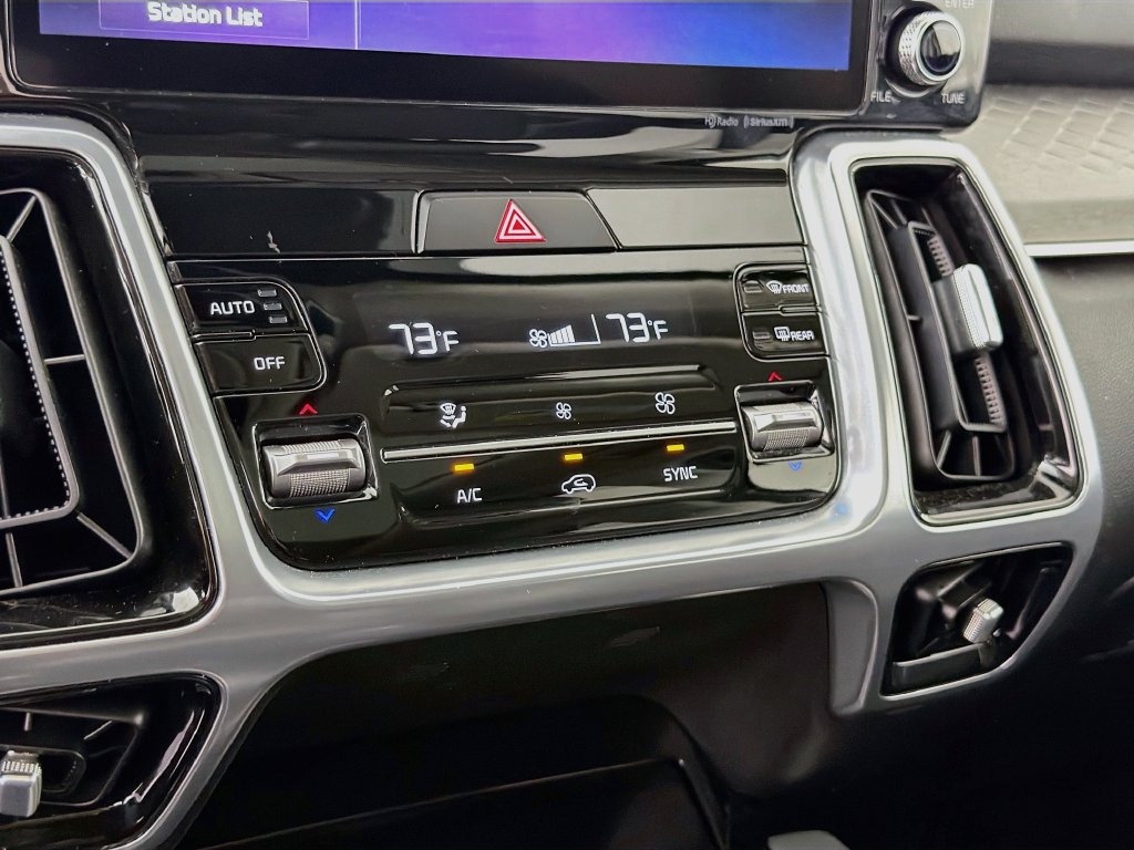 Used 2023 Kia Sorento SX FWD image 21