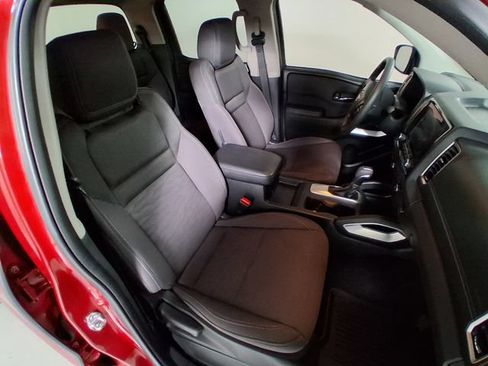 Used 2024 Nissan Frontier SV w/ Technology Package RWD image 15
