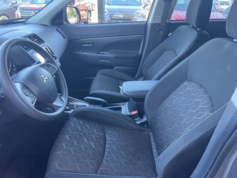 Used 2025 Mitsubishi Outlander Sport ES AWD/4WD image 8