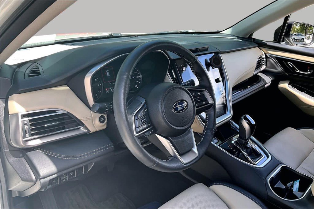 Used 2023 Subaru Outback Limited AWD/4WD image 17