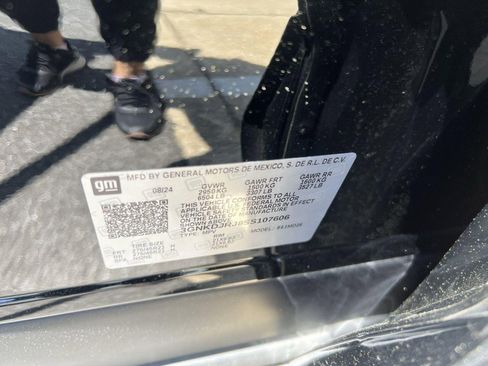 New 2025 Chevrolet Blazer EV RS image 22