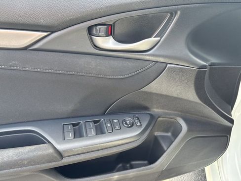 Used 2019 Honda Civic EX image 14