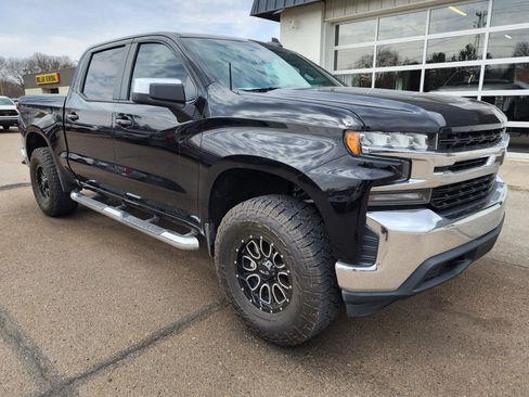 Used 2020 Chevrolet Silverado 1500 LT w/ All-Star Edition image 2