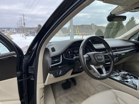 Used 2019 Audi Q7 3.0T Premium Plus w/ Premium Plus Package image 11
