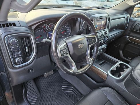 Used 2020 Chevrolet Silverado 1500 LT Trail Boss image 14