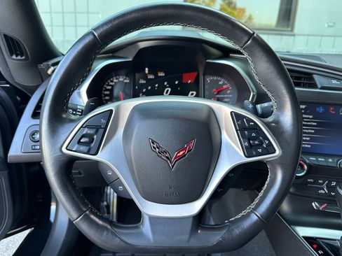 Used 2019 Chevrolet Corvette Stingray Coupe w/ 1LT image 27