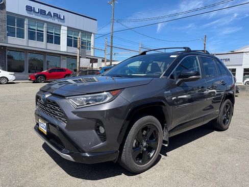Used 2021 Toyota RAV4 XSE AWD/4WD image 3