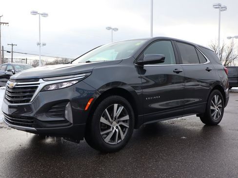 Used 2023 Chevrolet Equinox LT image 7