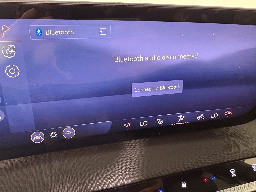Used 2026 Buick Enclave Preferred FWD image 32