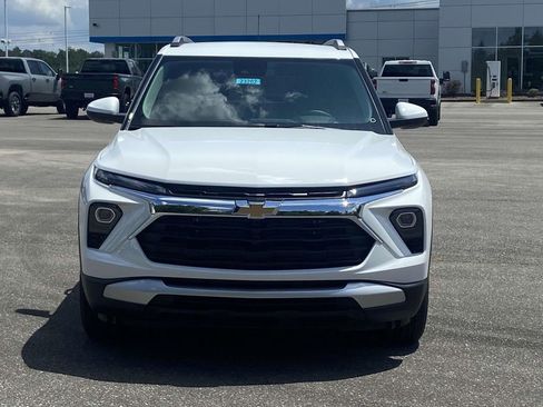 New 2026 Chevrolet TrailBlazer LT w/ Driver Confidence Package image 2
