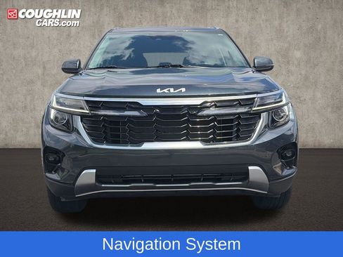 Used 2024 Kia Seltos S AWD/4WD image 3