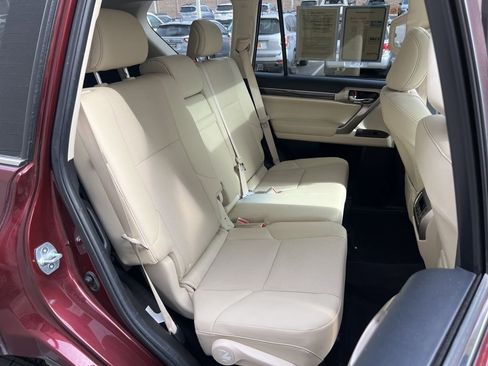 Used 2020 Lexus GX 460 Premium image 25